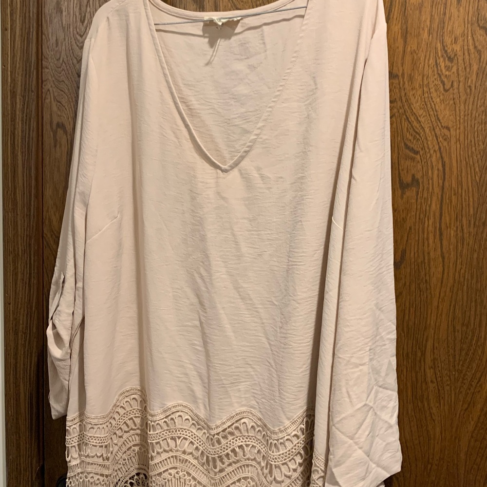 Entro long tail lace bottom top polyester